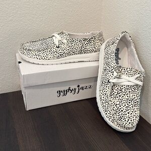 New in box Gypsy Jazz